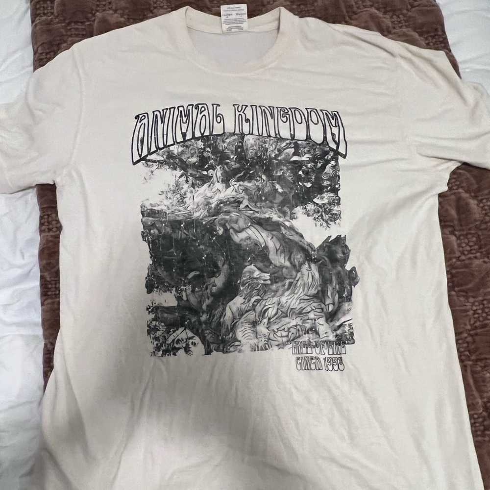 Disney Animal Kingdom Short Sleeve Tee in Cream and Black